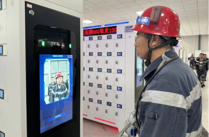 Why Traditional Cap Lamp Charging Racks Are a Safety Risk in Modern Mines