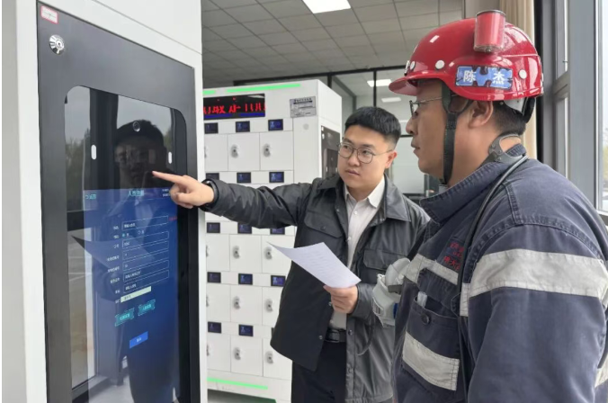 The Role of Intelligent Cap Lamp Charging Cabinet in Boosting Mine Safety and Cutting Operational Costs