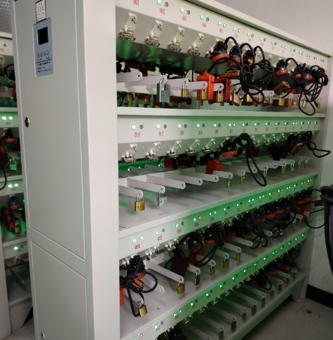 Open Miner’s Lamp Rack .png